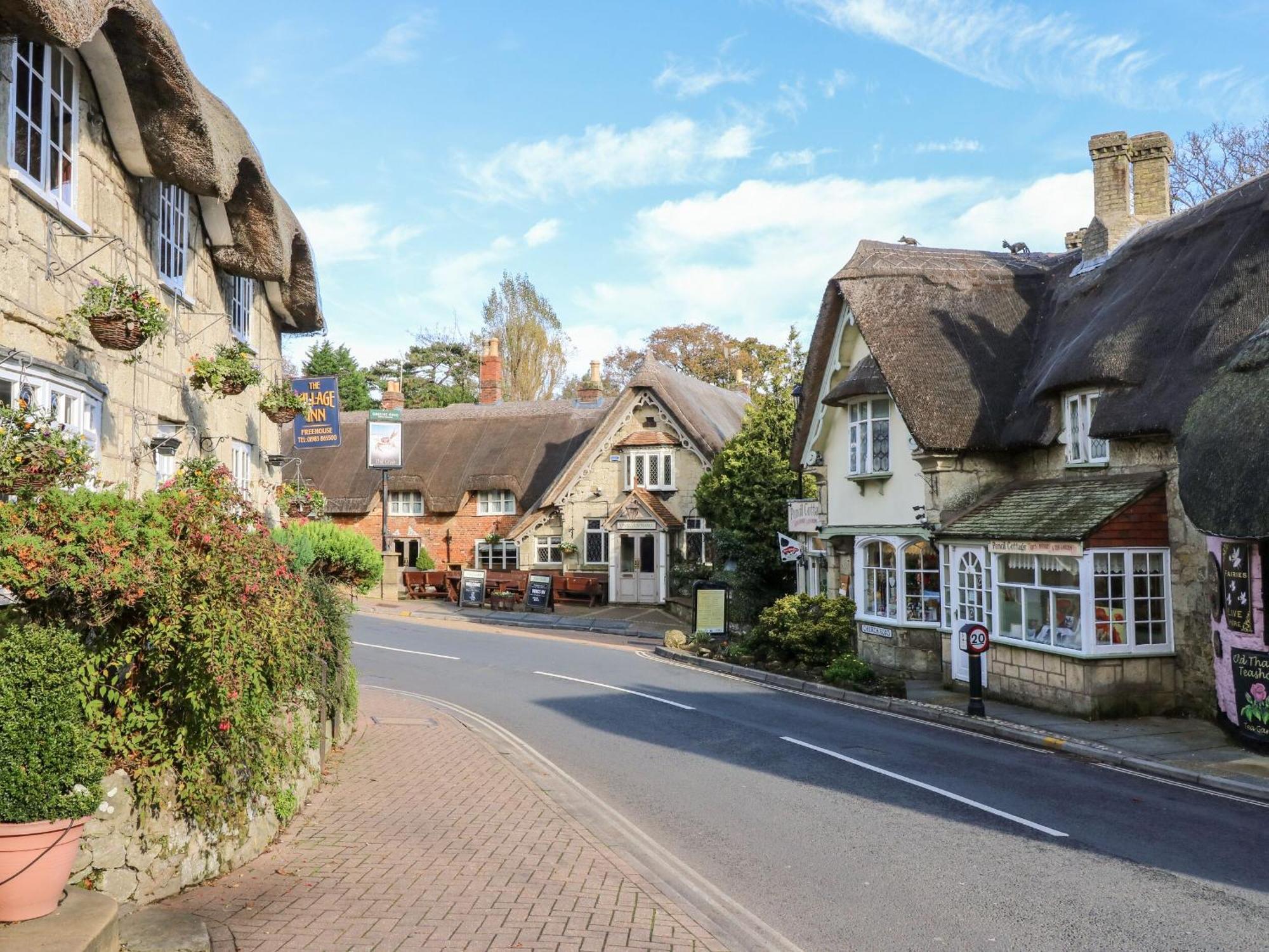 Rookley Lake Cottage Ventnor Bagian luar foto